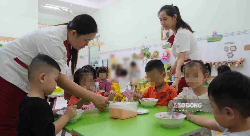 Theo UBND TP Cần Thơ, chính sách hỗ trợ giúp thu hút giáo viên tham gia tuyển dụng vào các cơ sở giáo dục mầm non công lập; tạo điều kiện hỗ trợ một phần cho đời sống của giáo viên cấp học mầm non để giữ chân đội ngũ thực hiện hiệu quả các nhiệm vụ chính trị. Ảnh: Phong Linh.