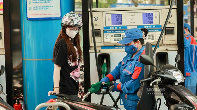 Dự báo giá xăng chiều nay có thể sẽ giảm