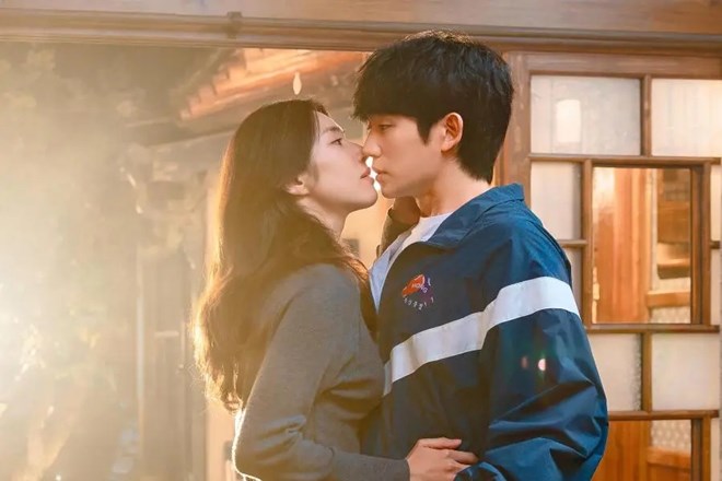 “Our sticky love” của Jung Hae In đứng đầu Netflix bất chấp tranh cãi của Ha Young