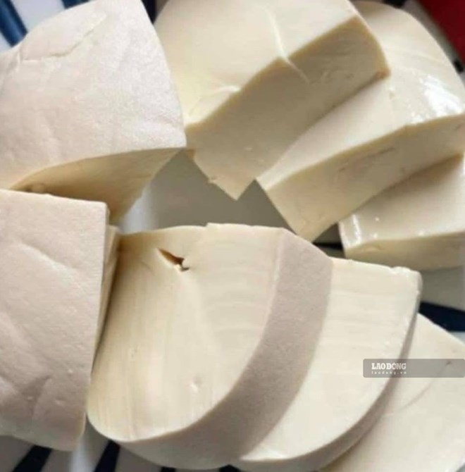 Cách ăn đậu phụ cho người bệnh gout do sự tích tụ axit uric