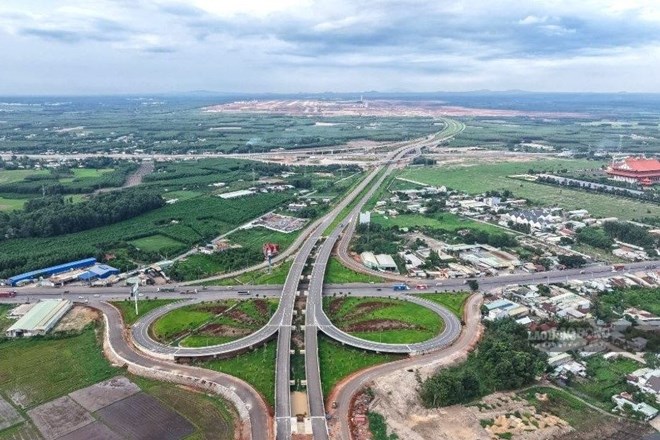 Loạt tuyến đường kết nối sân bay Long Thành chạy đua thông xe