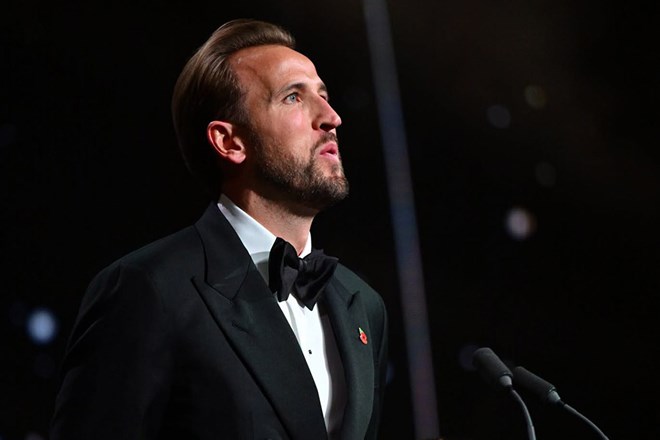 Harry Kane đoạt Quả bóng vàng 2026